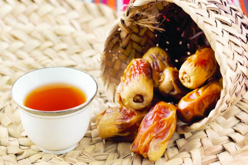 Breaking Fast With Dates Is Healthy