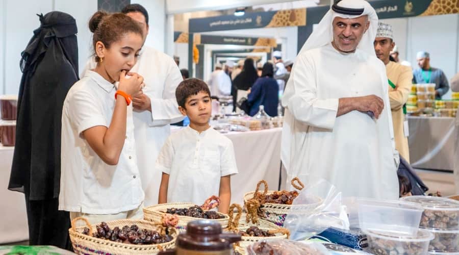 distribution of Omani products