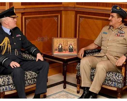RAFO Commander Receives UK Military Official