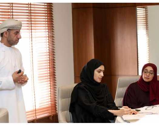 Muscat Governorate Organises Training Programme On Artificial Intelligence For Its Staff