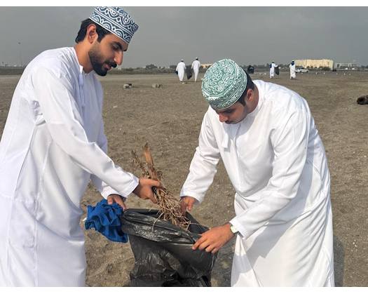 UTAS- AL Mussanah, In Collaboration With Be'ah, Conducted A Beach Cleaning Activity At Mussanah Beach.