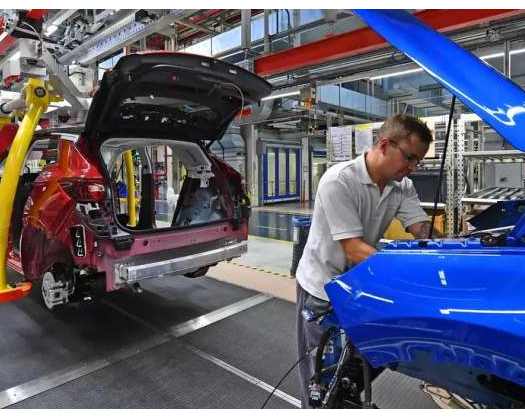 OECD Slashes Growth Forecasts For Germany, France