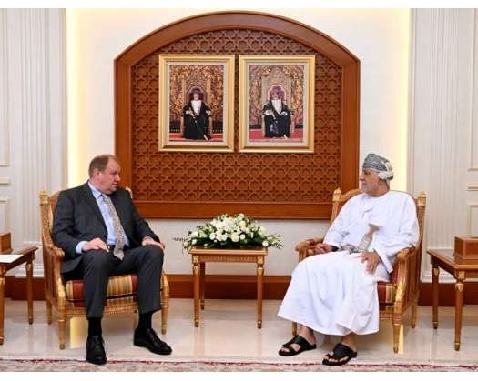 HH Sayyid Shihab Receives Russian Ambassador