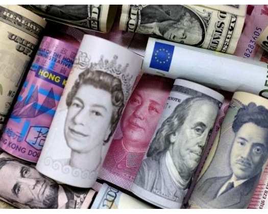 Dollar Rises As Investors Assess Strength Of US Economy