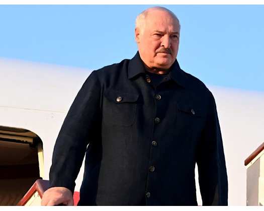 Belarusian President Visits National Museum