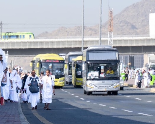 Pilgrims Prepare For Arafat As Hajj Commences In Mina