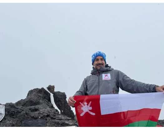 Omani Mountaineer Conquers Indonesian Peak