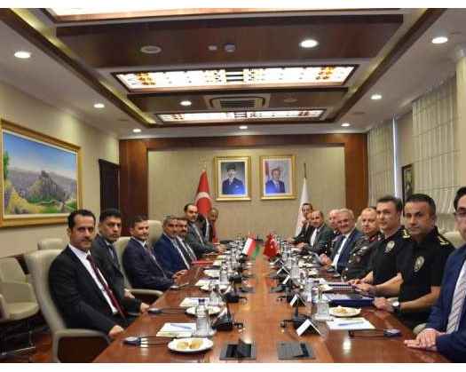 Oman, Türkiye Hold Discussion Session