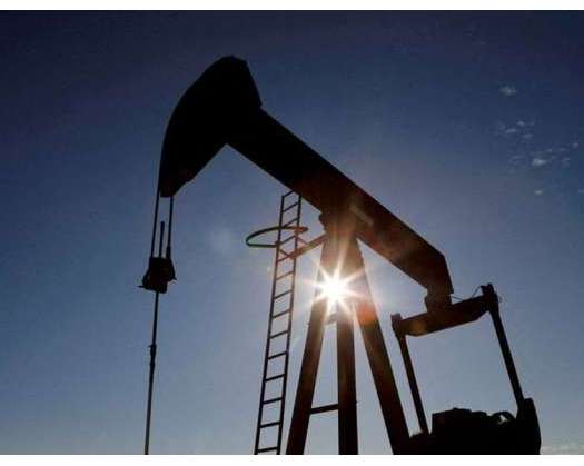 Oil Prices Up As Trading Resumes And Investors Await China's Economic Recovery