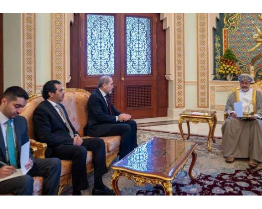 HM Receives Written Message From King Of Jordan