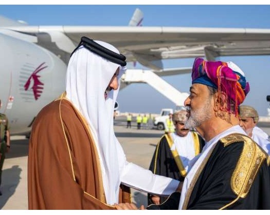 His Majesty Welcomes Emir Of Qatar