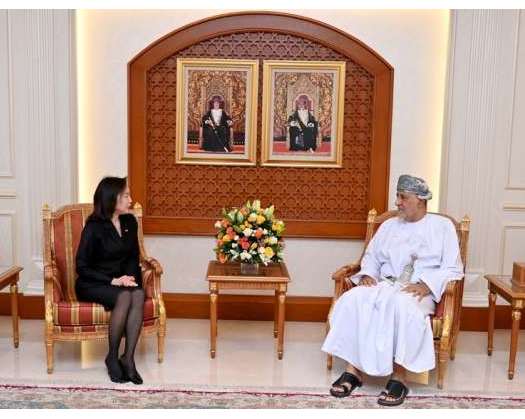 HH Sayyid Shihab Receives Ambassador Of Thailand